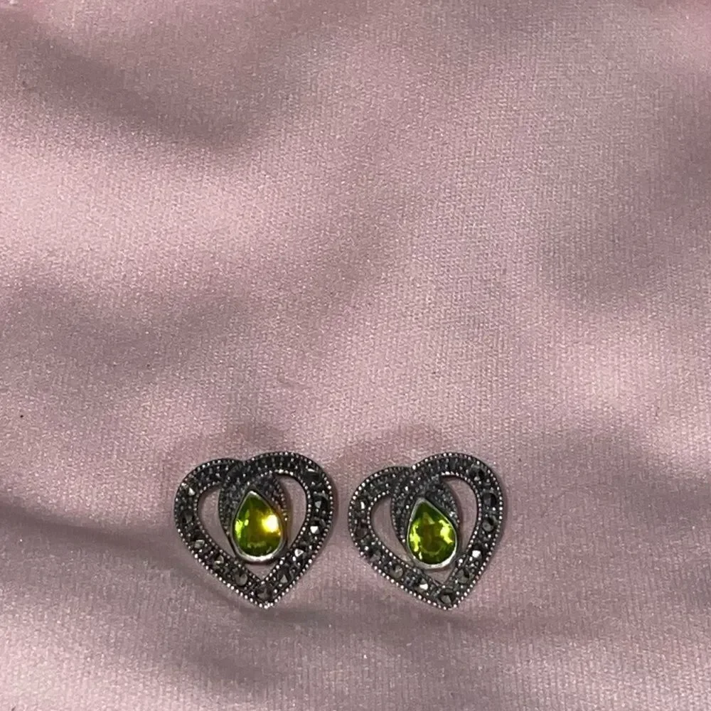 Elegant Heart-Shaped Sterling Silver and Peridot Earrings